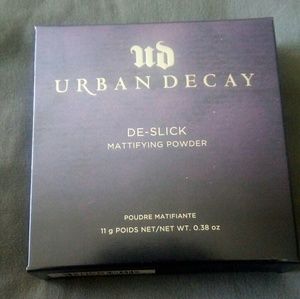 Urban Decay De-slick Mattifying Powder